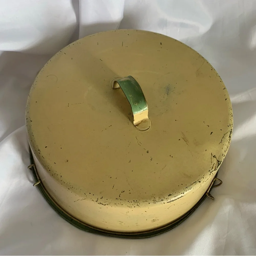 Metal Tin Yellow Green Cake Carrier Lockable VTG Collectible Mid-century Fair